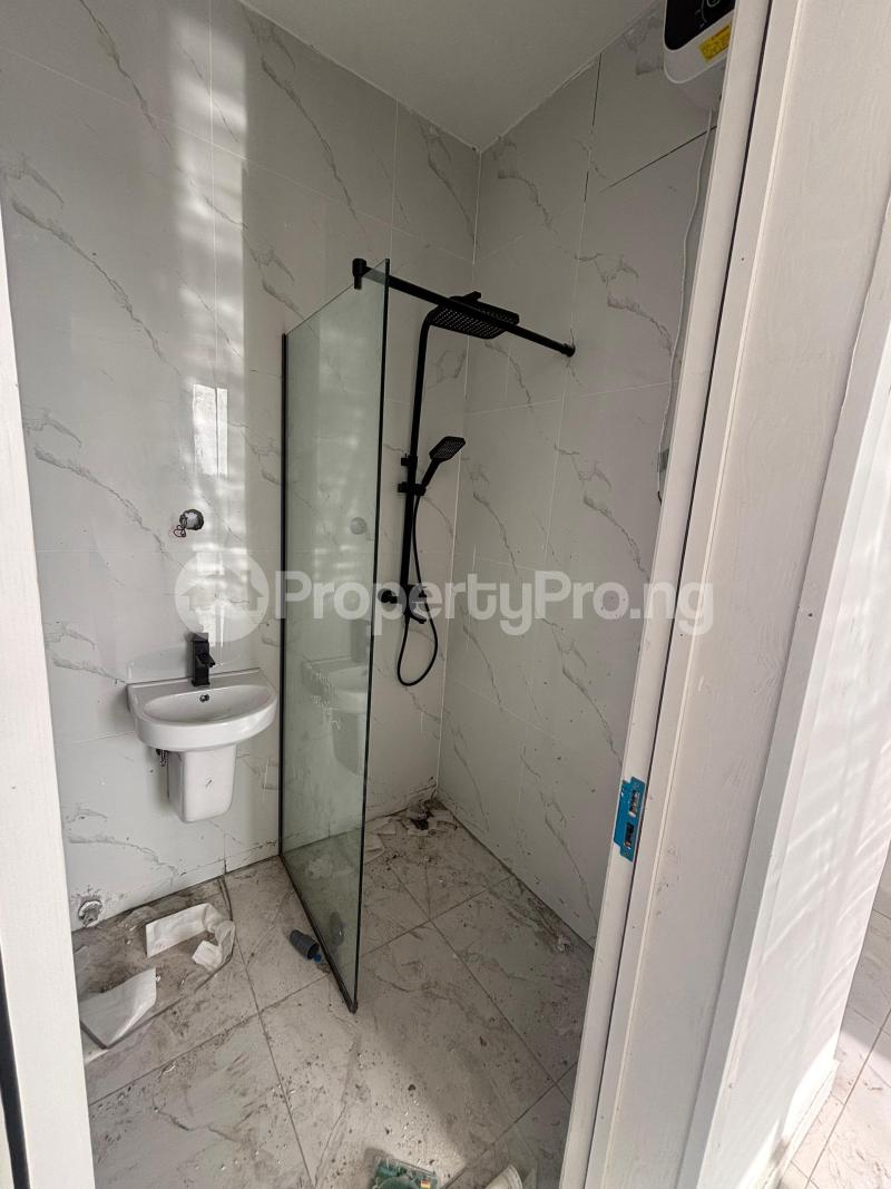 2 bedroom House for rent Lekki Phase 1 Lekki Lagos