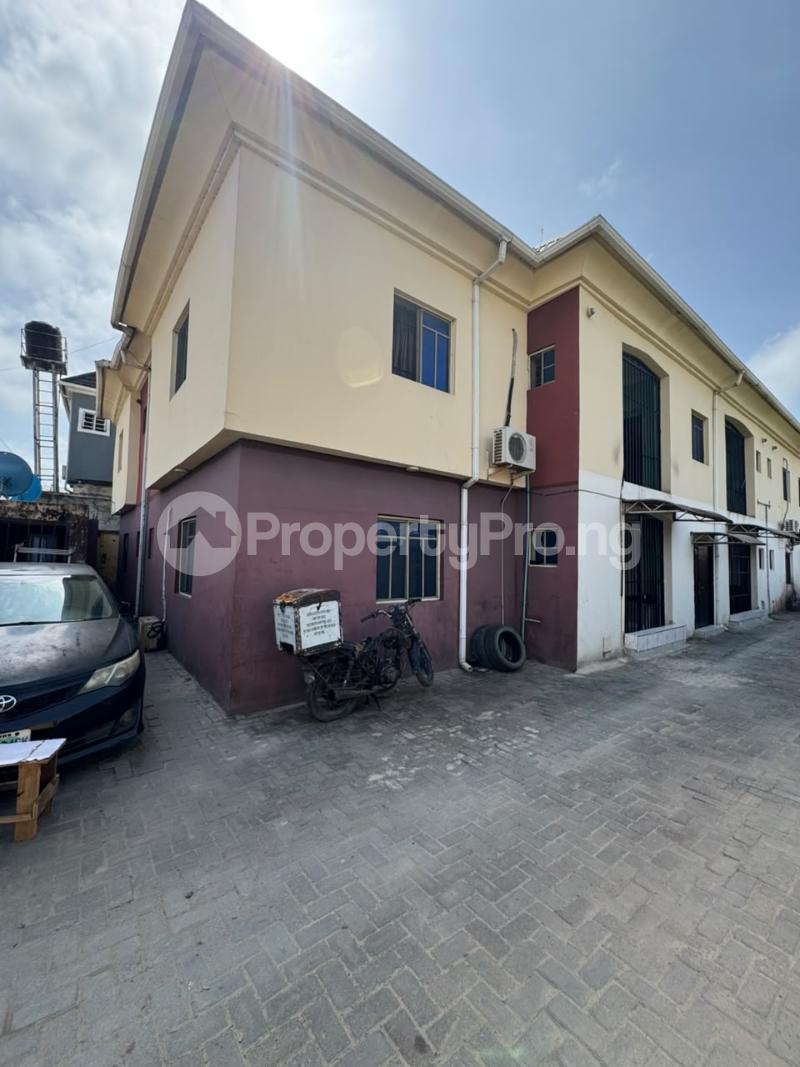 2 bedroom House for rent Ologolo Lekki Lagos