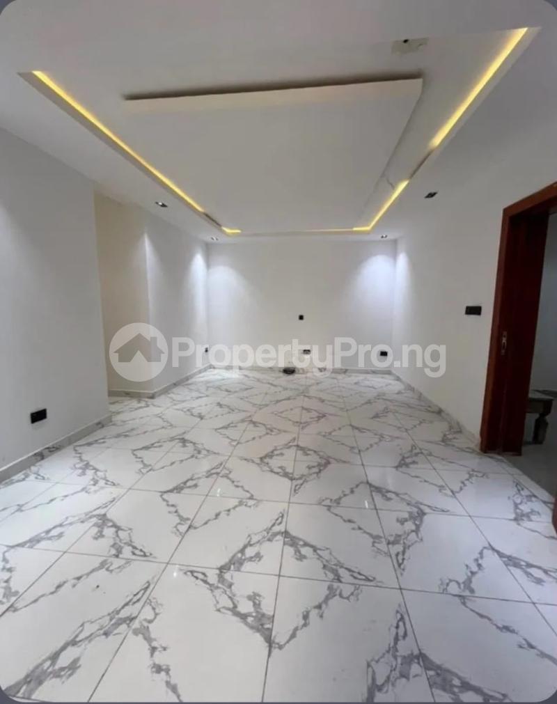2 bedroom House for rent Ikate Lekki Lagos