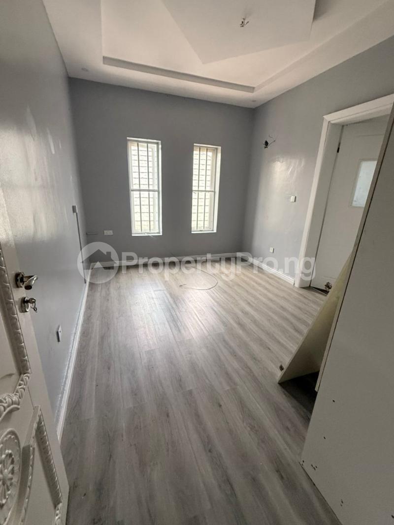 2 bedroom House for rent Ikate Lekki Lagos