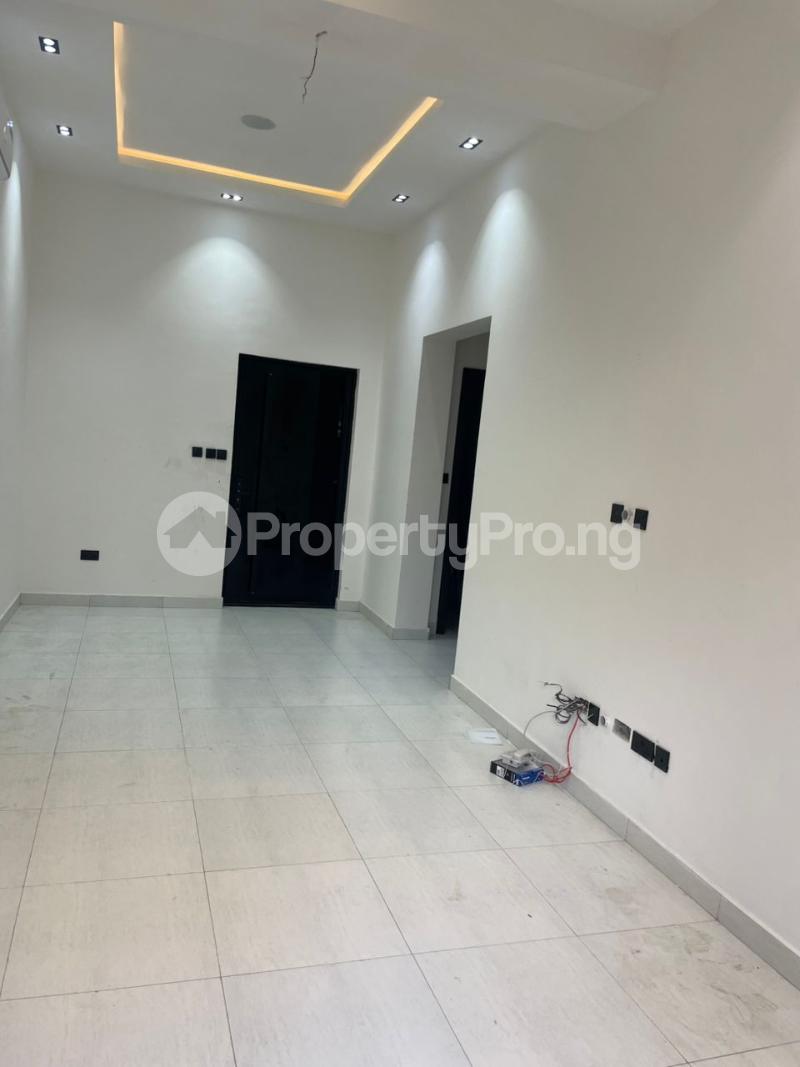 2 bedroom House for rent Lekki Phase 1 Lekki Lagos