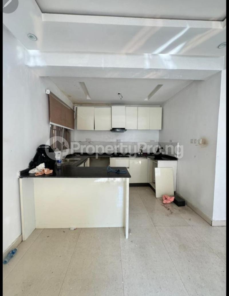 2 bedroom House for rent Lekki Phase 1 Lekki Lagos