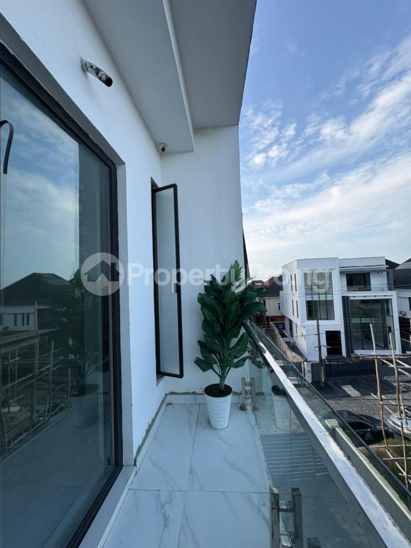 2 bedroom House for sale Ologolo Lekki Lagos