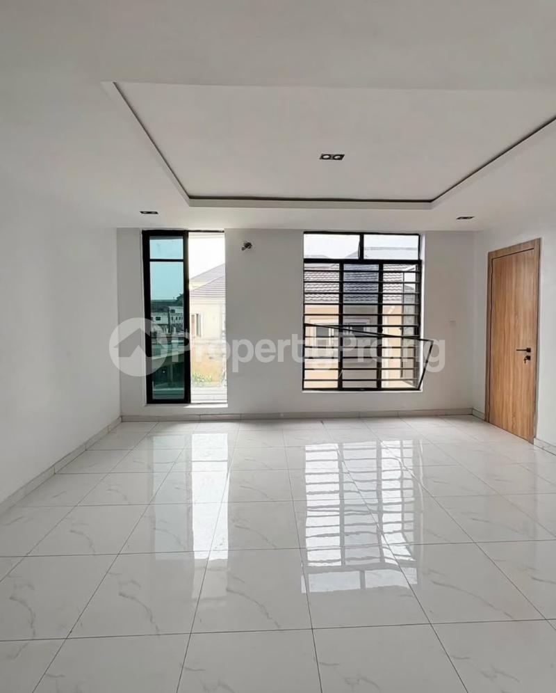 2 bedroom House for rent Ikate Lekki Lagos