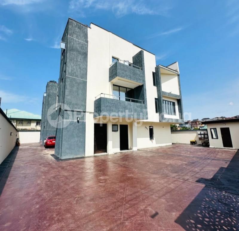 2 bedroom Flat / Apartment for sale Magodo GRA Phase 2 Kosofe/Ikosi Lagos