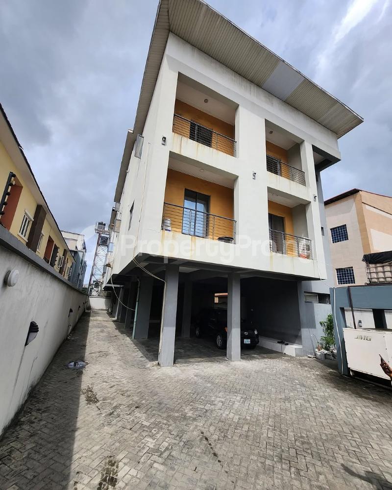 2 bedroom Flat / Apartment for sale Ologolo Lekki Lagos