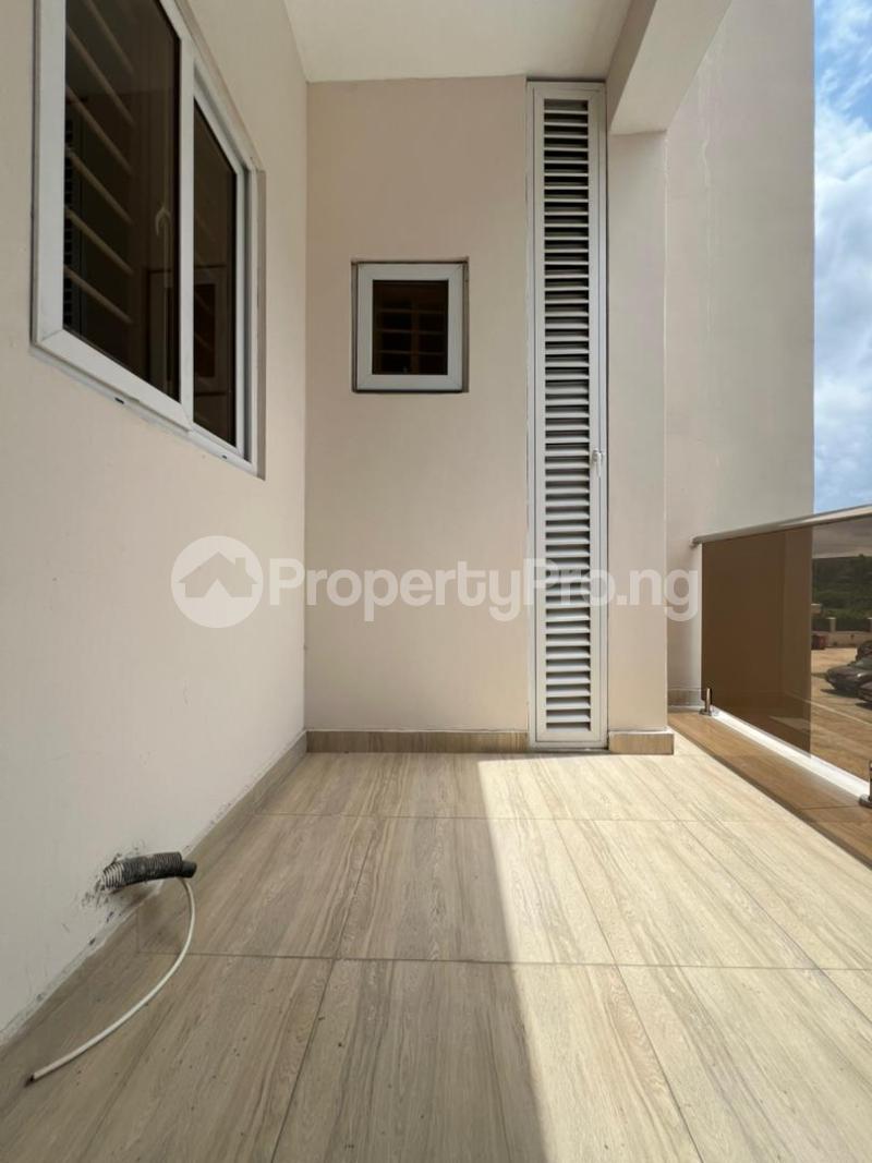 2 bedroom House for rent Mobil Road Ajah Lagos
