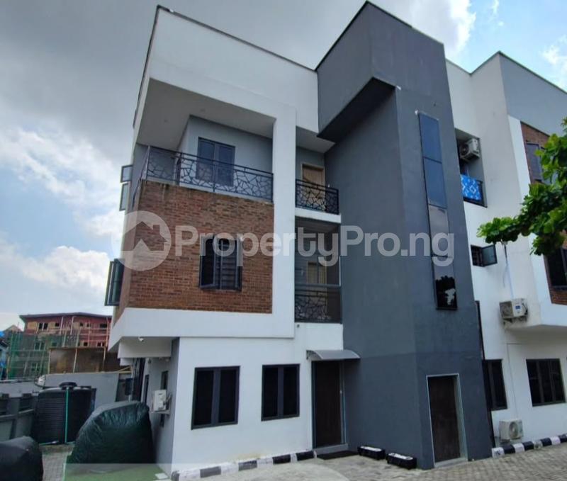 2 bedroom Flat / Apartment for sale Onike Yaba Lagos