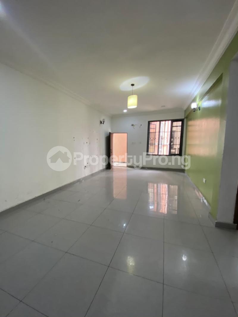 2 bedroom House for rent Ikate Lekki Lagos