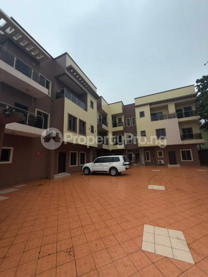 2 bedroom House for rent Lekki Phase 1 Lekki Lagos