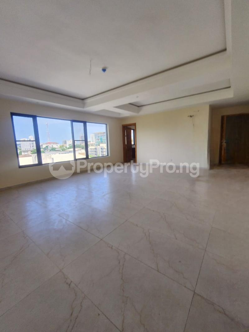 2 bedroom House for rent Victoria Island Lagos