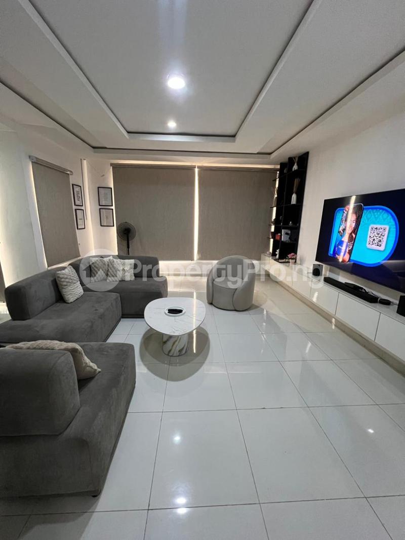2 bedroom House for rent Ikoyi Lagos