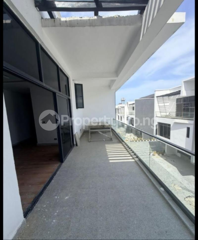2 bedroom House for rent Lekki Phase 1 Lekki Lagos