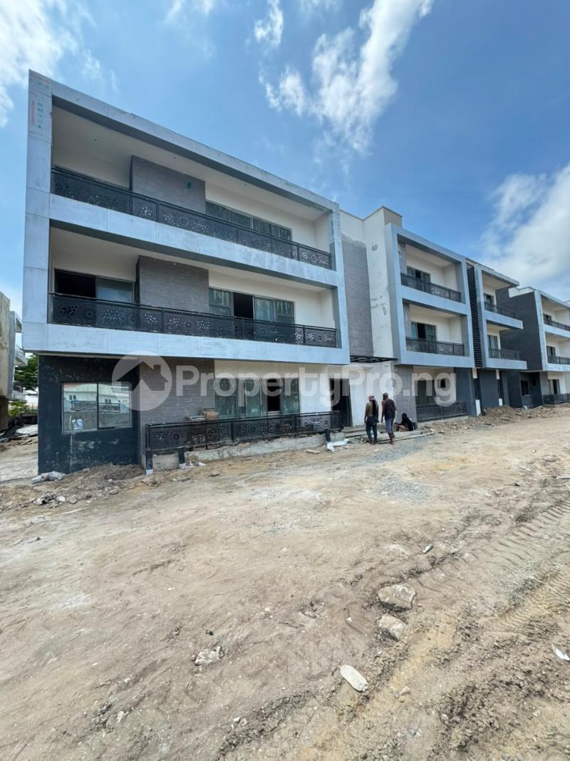 2 bedroom House for sale Abraham adesanya estate Ajah Lagos