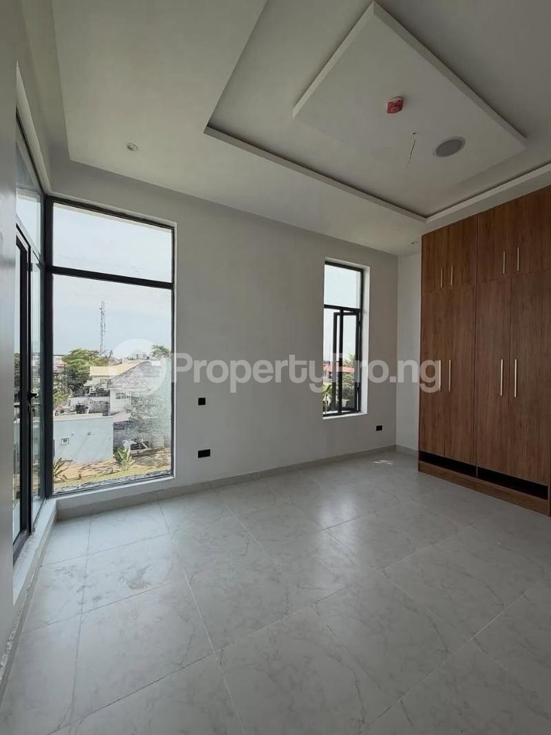 2 bedroom House for rent Lekki Phase 1 Lekki Lagos