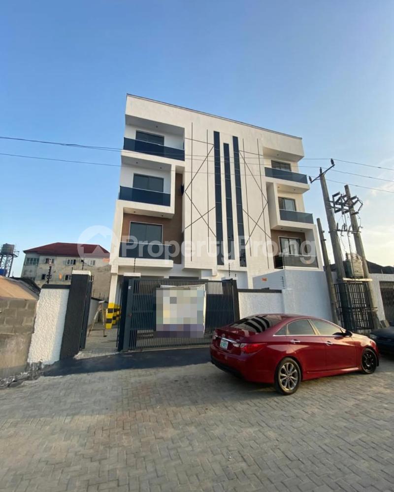 2 bedroom House for sale Alpha Beach Road Lekki Lagos