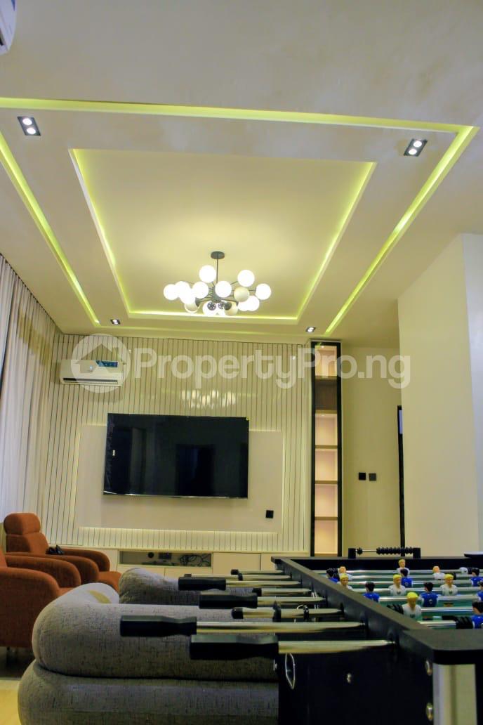 2 bedroom House for rent SPG Road Lekki Lagos