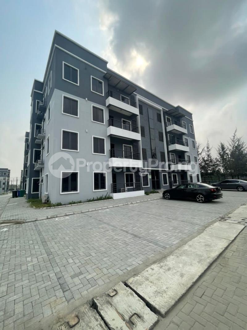 2 bedroom House for rent Mobil Road Ilaje Ajah Lagos