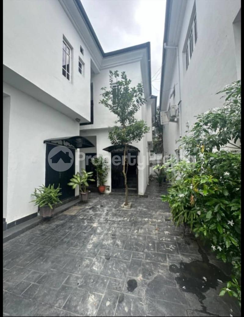 2 bedroom Flat / Apartment for rent Lekki Phase 1 Lekki Lagos