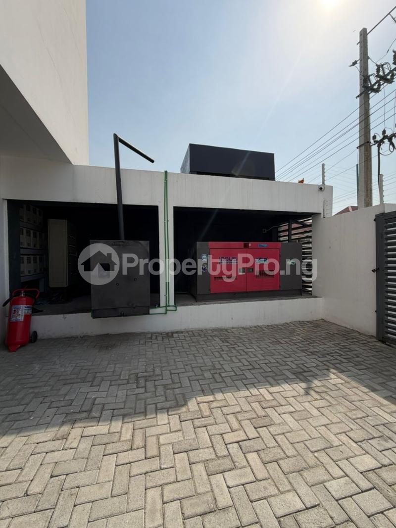 2 bedroom House for sale ONIRU Victoria Island Lagos