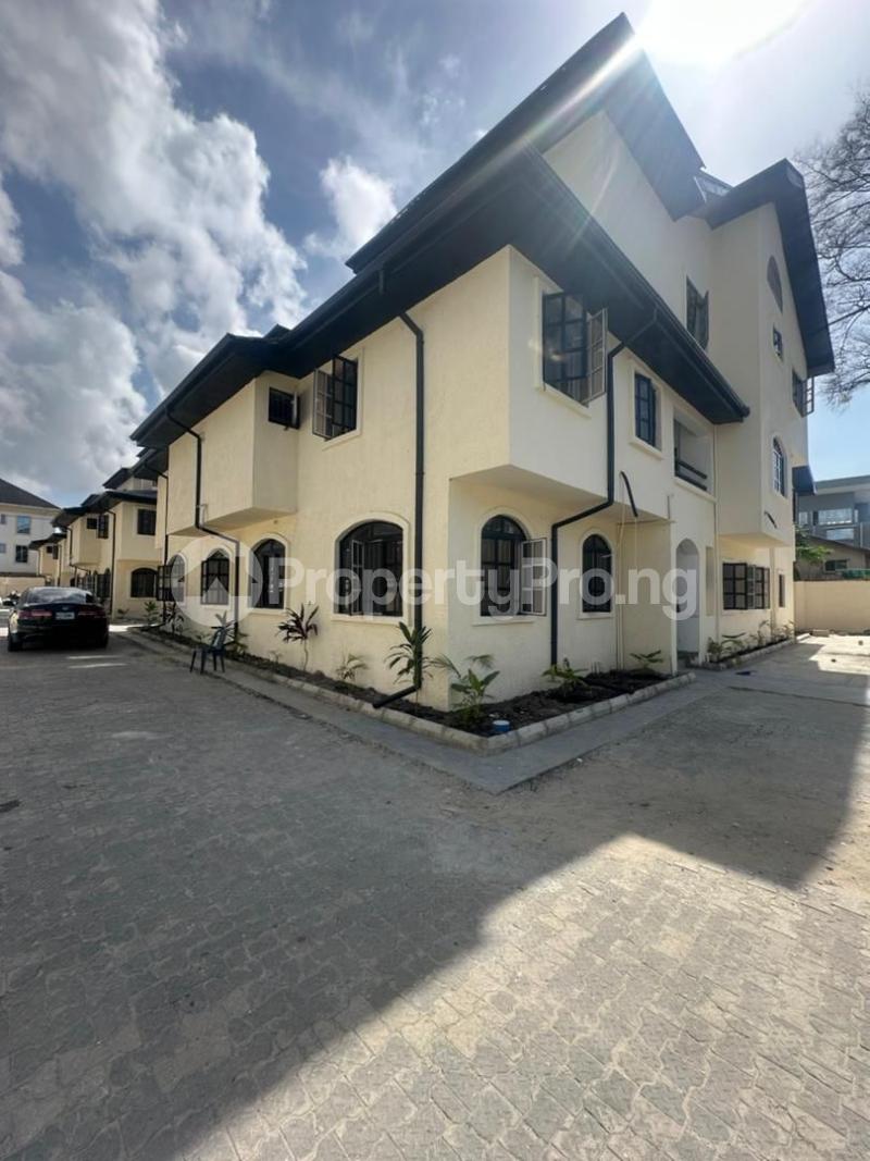 2 bedroom Flat / Apartment for rent ONIRU Victoria Island Lagos