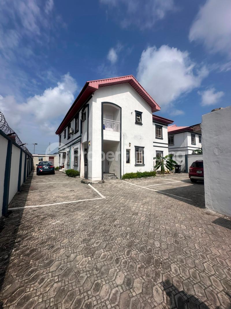 Flat / Apartment for rent Lekki Phase 1 Lekki Lagos