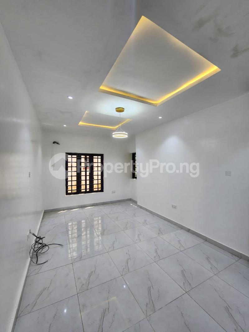 2 bedroom House for rent Ologolo Ologolo Lekki Lagos