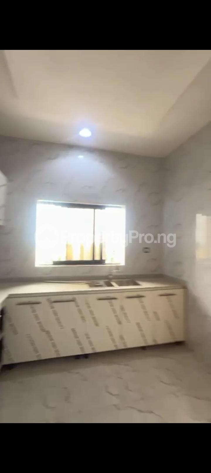 2 bedroom House for rent Lekki Right Ikate Lekki Lagos