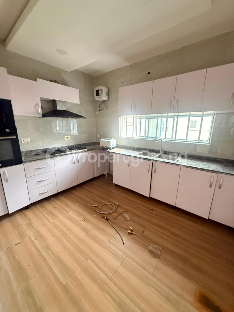 2 bedroom House for rent Maruwa Lekki Right Lekki Phase 1 Lekki Lagos