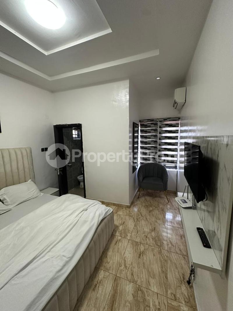 2 bedroom Flat / Apartment for rent Ologolo Lekki Lagos