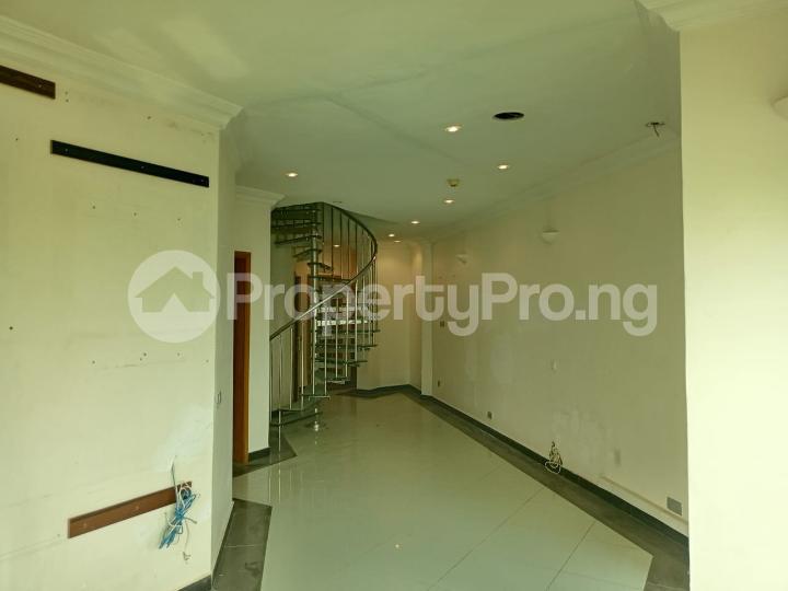 2 bedroom House for rent Oniru 1st Roundabout Lekki Lagos