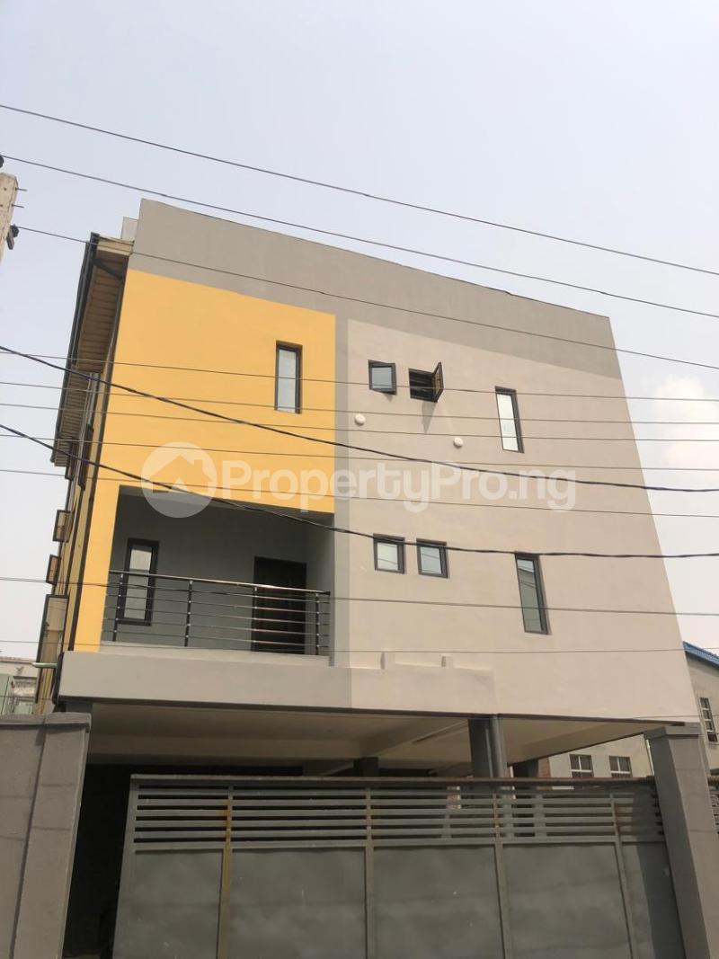 2 bedroom Flat / Apartment for sale Ologolo Ologolo Lekki Lagos