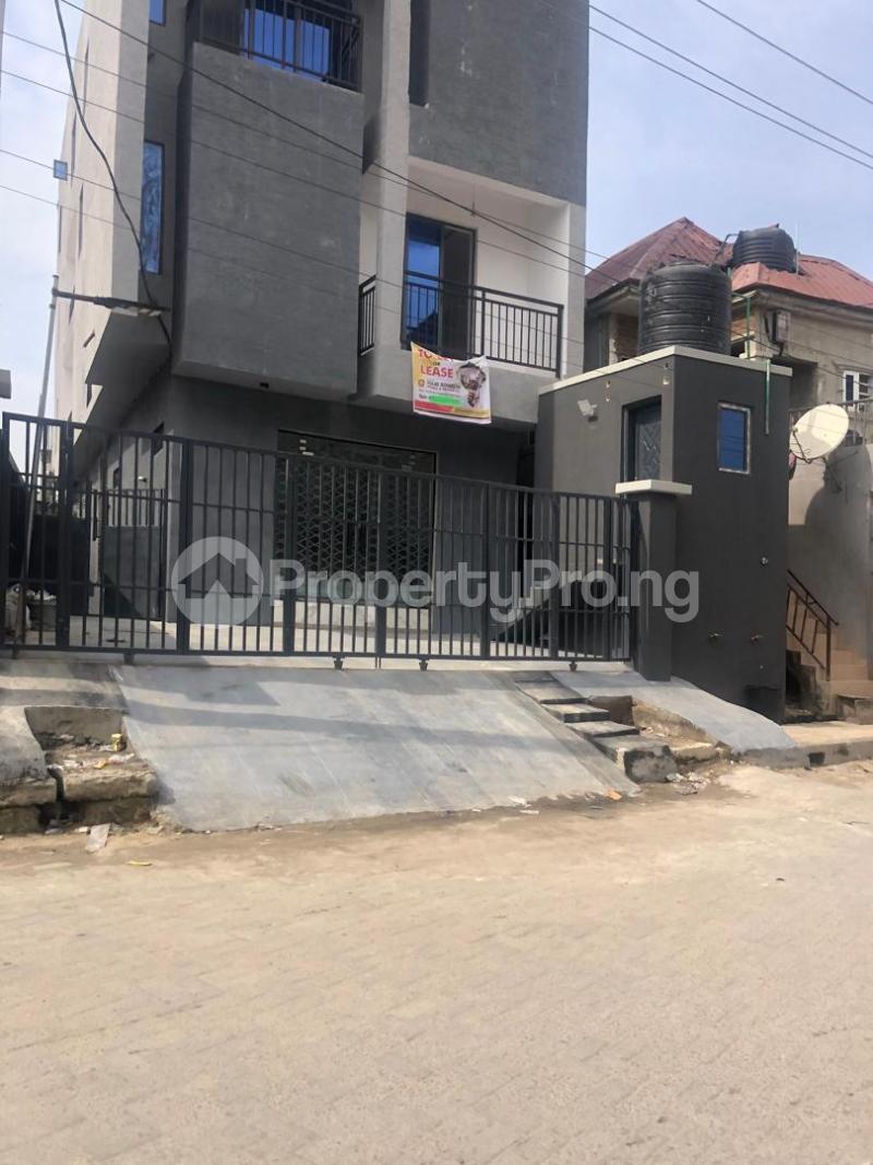 2 bedroom House for rent Ologolo Lekki Lagos