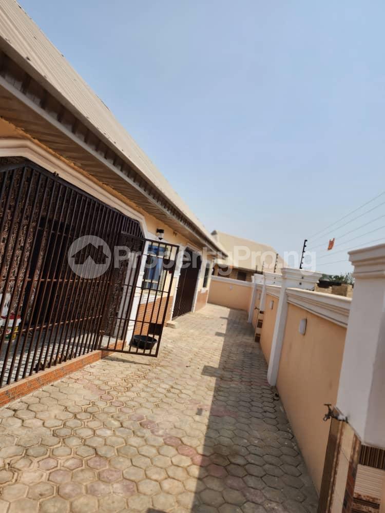 2 bedroom Flat / Apartment for rent Asunle Off Kasumu Road Akala Express Ibadan Oyo