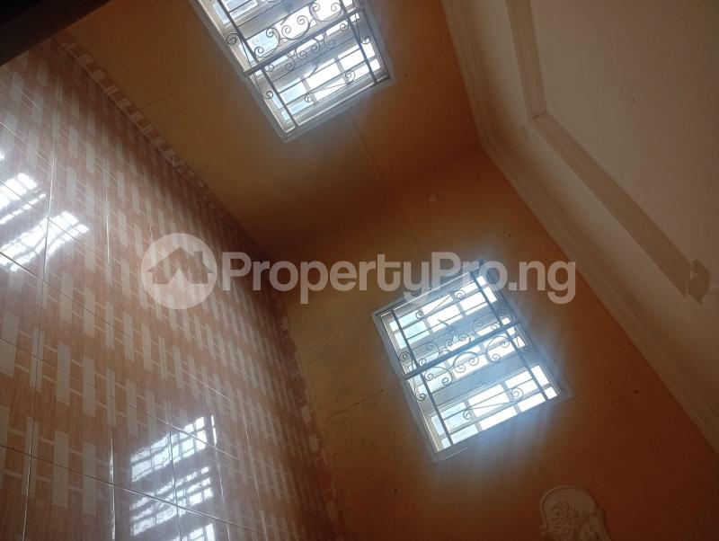 2 bedroom House for rent Iponri Surulere Lagos