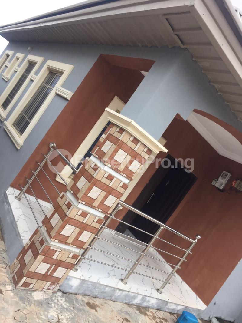 2 bedroom Flat / Apartment for rent Hassan Block Akuru Elebu Oluyole Extension Akala Express Ibadan Oyo - 0
