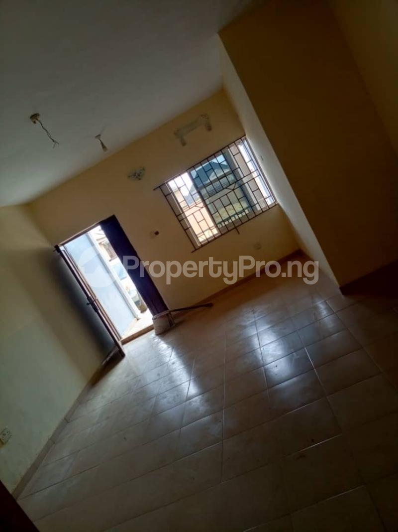 2 bedroom House for rent Surulere Lagos