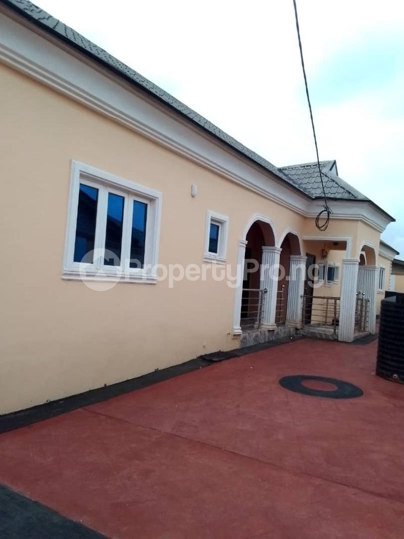 2 bedroom Flat / Apartment for rent Oloola Crecent Soka Via Idi Mango Ibadan Oyo - 11