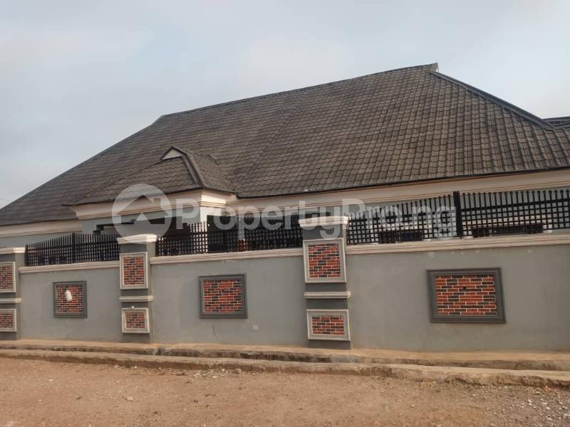 2 bedroom Flat / Apartment for rent Pillar Estate Off Akala Express Ibadan Oyo