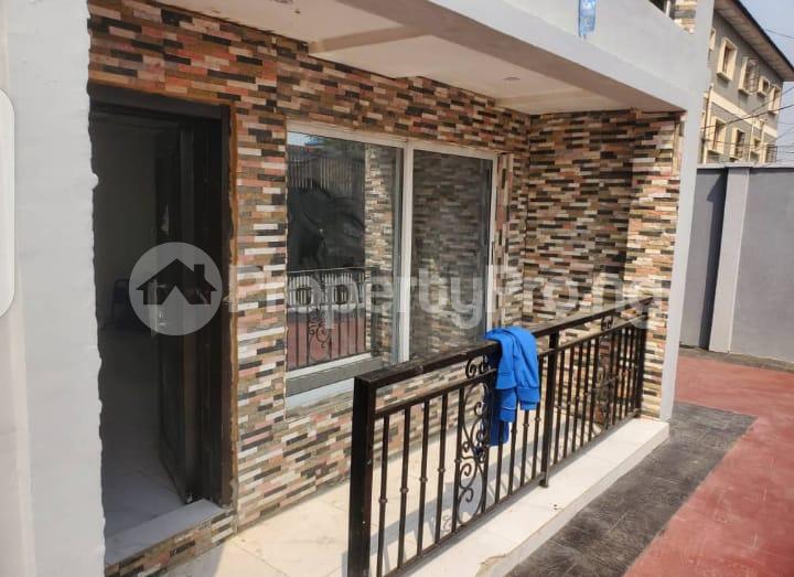 2 bedroom Flat / Apartment for rent  Western Avenue Surulere Lagos - 0