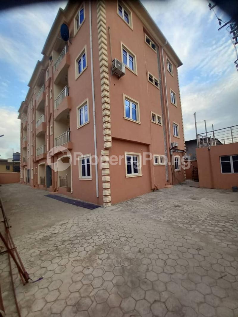 2 bedroom Flat / Apartment for rent Off Cole Street Via Olufemi Ogunlana Drive  Masha Surulere Lagos