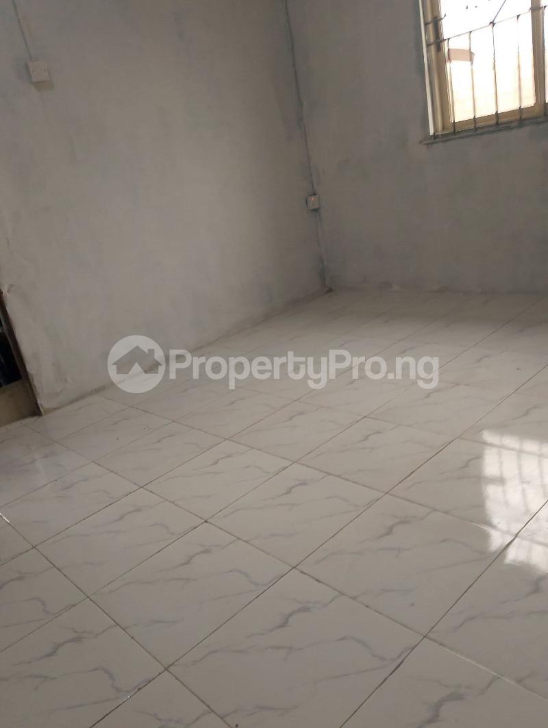 2 bedroom House for rent Mafoluku Oshodi Lagos