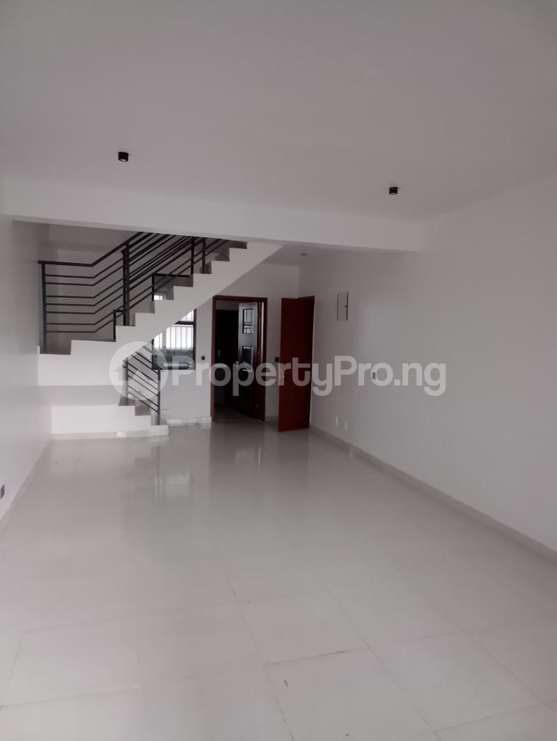 2 bedroom House for rent Off Freedom Way, Richmond Estate Lekki Freedom Way Lekki Lagos