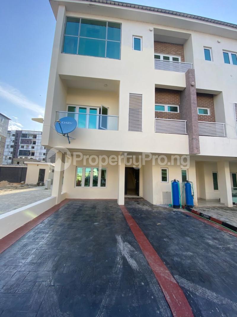 2 bedroom House for rent Ikate Lekki Lagos