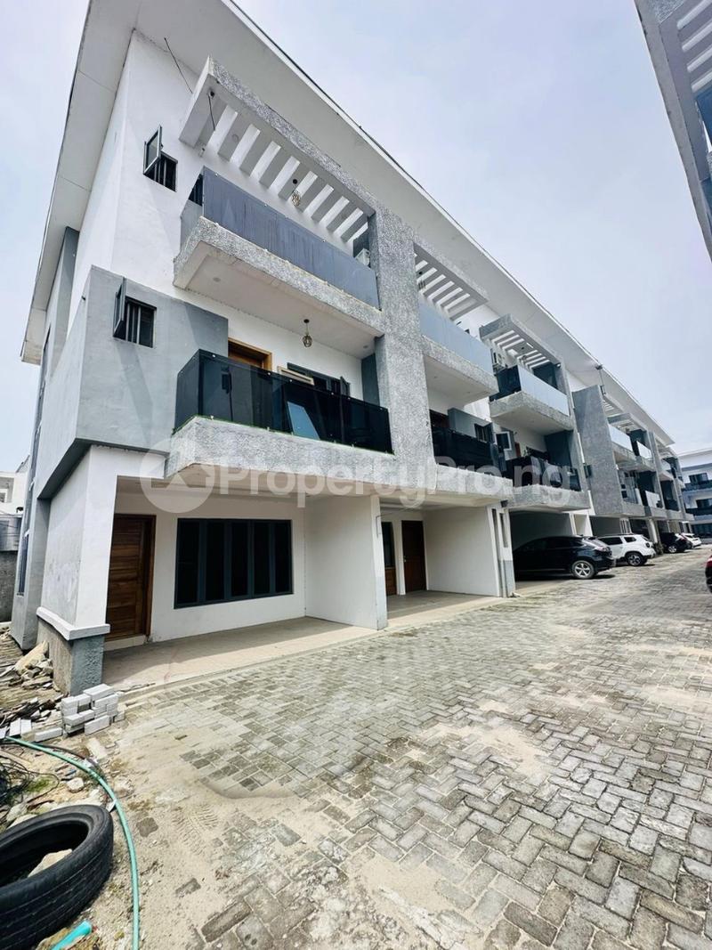 2 bedroom House for rent Ikate Lekki Lagos