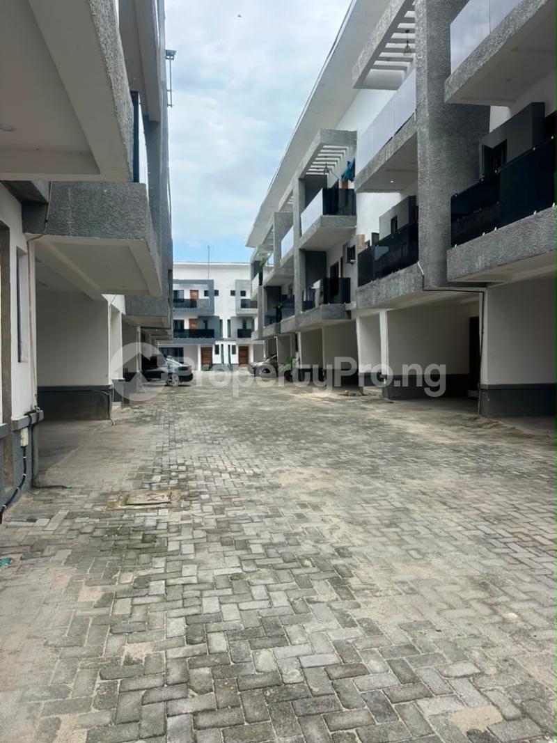 2 bedroom House for rent Ikate Lekki Lagos