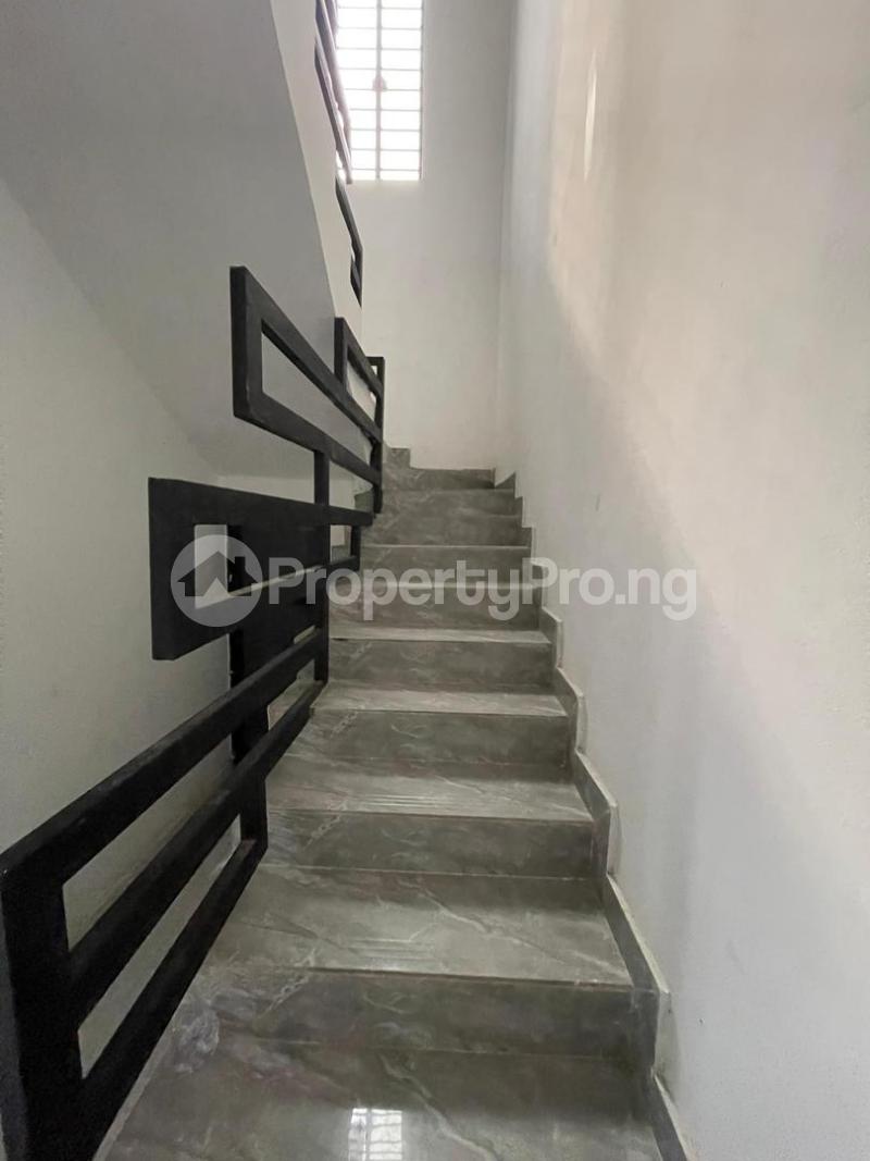2 bedroom House for rent Ologolo Lekki Lagos