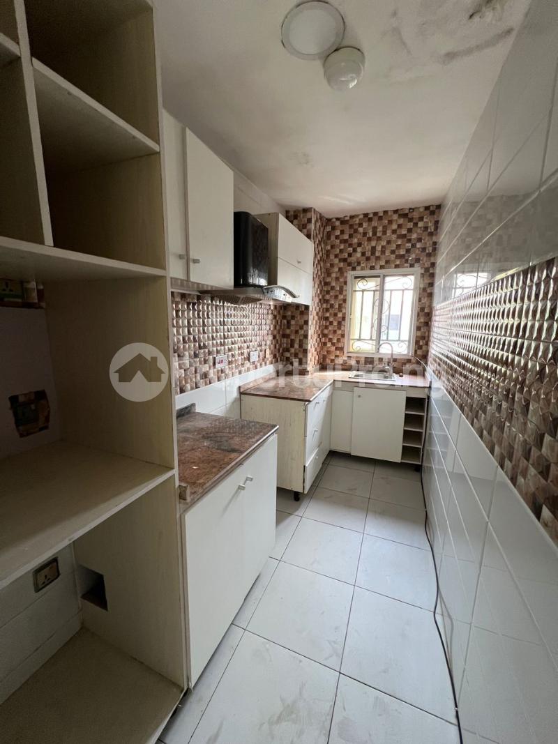 2 bedroom House for rent Ikake Off Nick Gallery Ikate Lekki Lagos