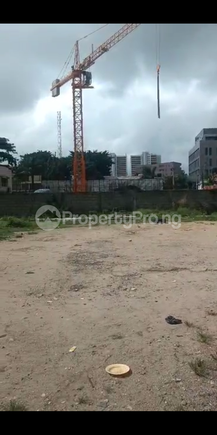 Land for sale Oyin Jolayemi Street Victoria Island Lagos