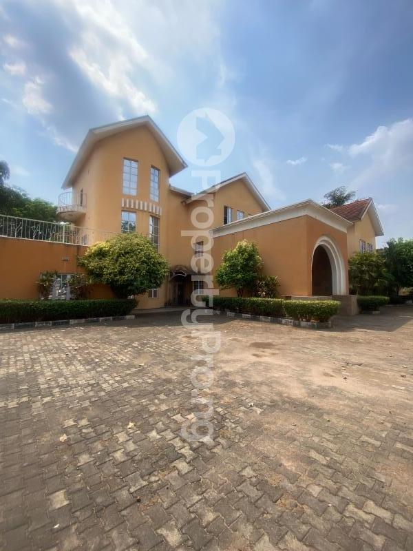 8 bedroom House for rent Asokoro Abuja - 16